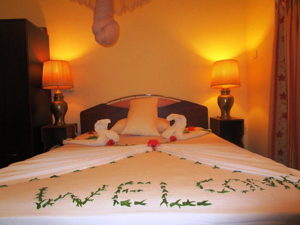 Hotel Shalini Анурадхапура Стая снимка